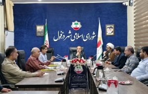 با سرمایه گذاری در بخش های مختلف و نظارت دقیق شاهد توسعه شهر خواهیم بود با سرمایه گذاری در بخش های مختلف و نظارت دقیق شاهد توسعه شهر خواهیم بود