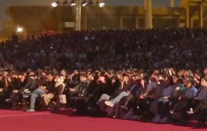 حضور استاندار خوزستان همراه با خانواده در کنسرت علیرضا قربانی حضور استاندار خوزستان همراه با خانواده در کنسرت علیرضا قربانی