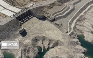 کاهش آب سد کرخه باعث خارج شدن این نیروگاه از مدار تولید برق شده