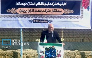 به روستاها و مناطق حاشیه نشین در راستای آبادی باید توجه ویژه شود