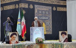 ایران  اسلامی با اتکا به خدا ،تعالیم دین اسلام و توان داخلی در مقابل تهدیدات دشمن ایستاده