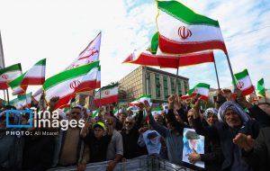 دشمن که در میدان نبرد شکست خورده به دنبال ایجاد تفرقه است