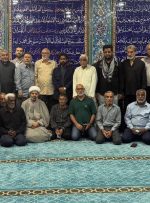 حضور خانواده شهدای مدرسه شجره طیبه میناب در مسجد جامع خرمشهر پس از بازگشت از سفر کربلا