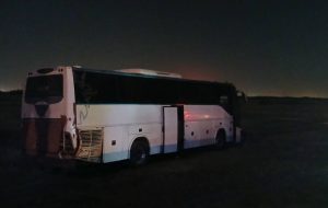 انحراف یک دستگاه اتوبوس از جاده چندین مصدوم برجای گذاشت انحراف یک دستگاه اتوبوس از جاده چندین مصدوم برجای گذاشت