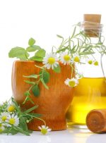 سواستفاده افراد سود جو از طب ایرانی و تجویز دارو های اشتباه موجب بروز عوارض بیشتر می شود