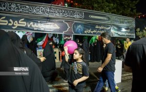 مردم خوزستان ۹۲ موکب در خاک کشور عراق برپا کرده اند مردم خوزستان ۹۲ موکب در خاک کشور عراق برپا کرده اند