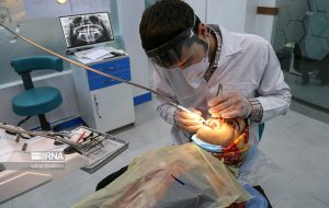 ارائه خدمات رایگان دندانپزشکی به ۶۰۰ نفر از زائران اربعین ارائه خدمات رایگان دندانپزشکی به ۶۰۰ نفر از زائران اربعین