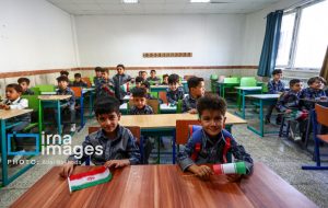 افزایش تعداد دانش آموزان مدارس دولتی باعث ۲ شیفته شدن برخی از مدارس شده است